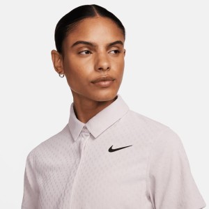 Polo Nike Dri-Fit ADV Tour : Performance et Élégance en Mouvement