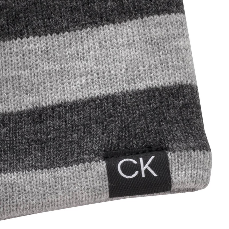 Bonnet Calvin Klein Madura Gris | Chic et Confortable pour l'Hiver