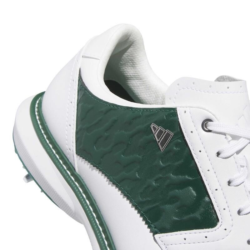 Chaussures Adidas MC70